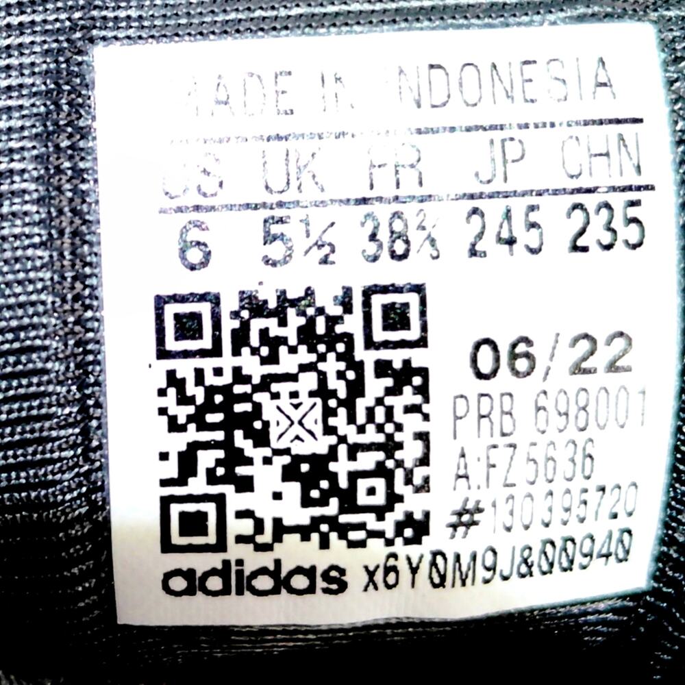 Adidas Ozelia Triple Grey Sneakers Women’s Size 6 Chunky Y2K Running Shoes - Picture 10 of 11